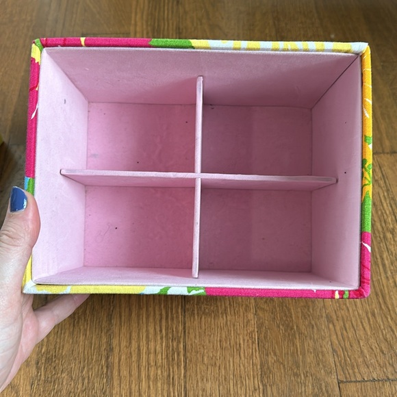 Lilly Pulitzer Jewelry Box - Picture 4 of 5